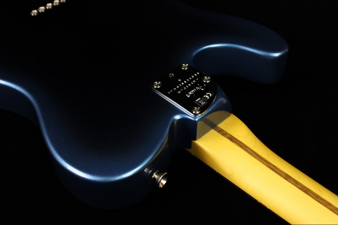 Fender American Professional II Telecaster - RW DKN