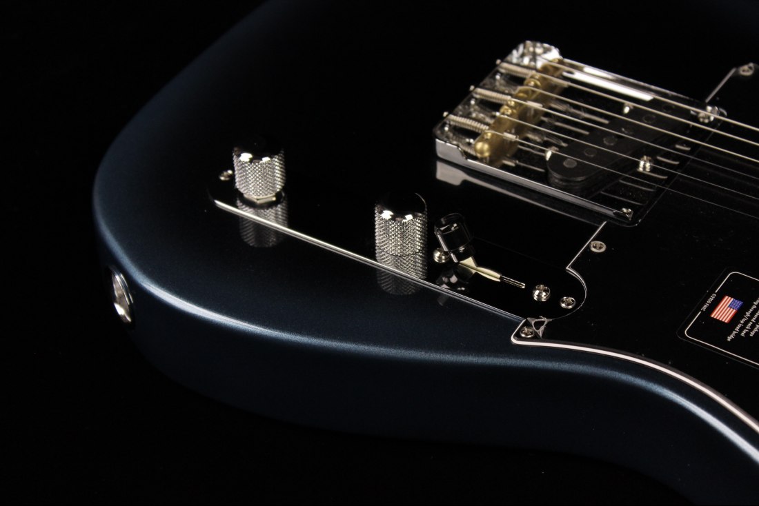 Fender American Professional II Telecaster - RW DKN