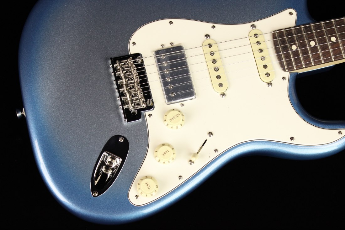 Fender American Showcase Stratocaster HSS Limited Edition