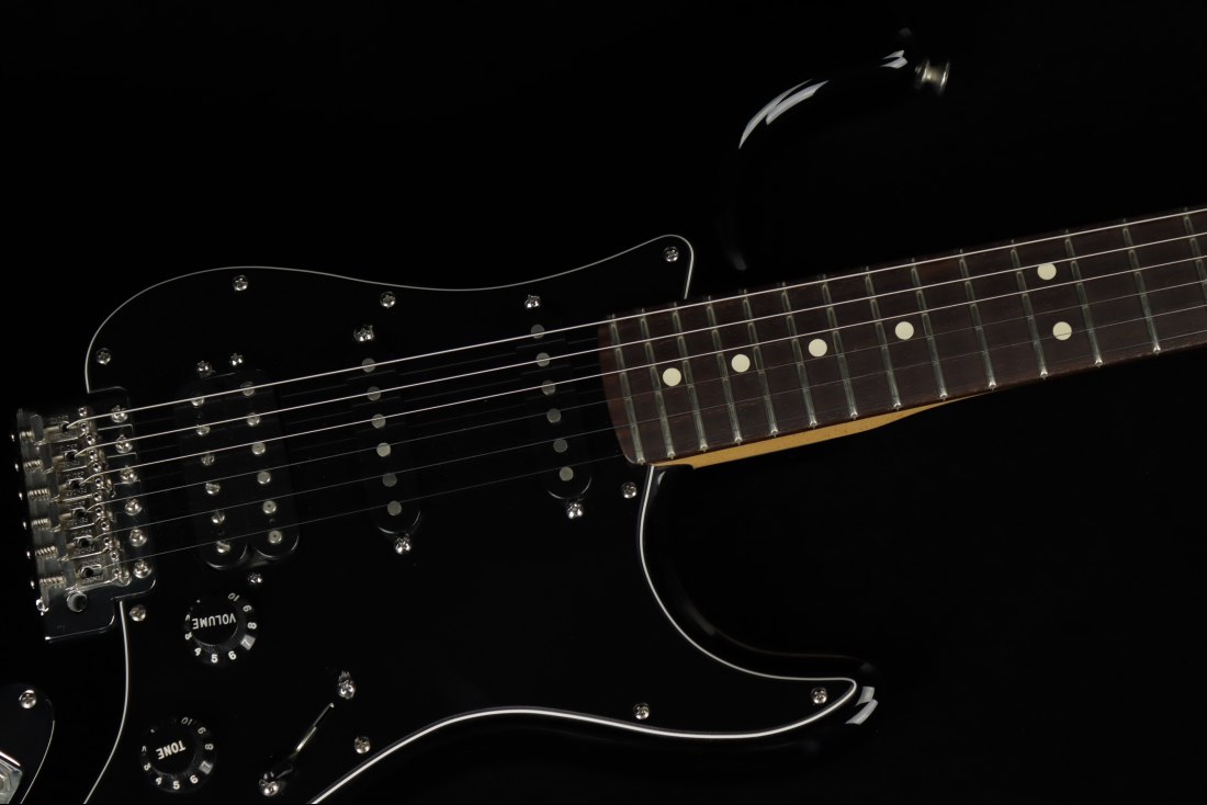 Fender American Special Stratocaster HSS - BK
