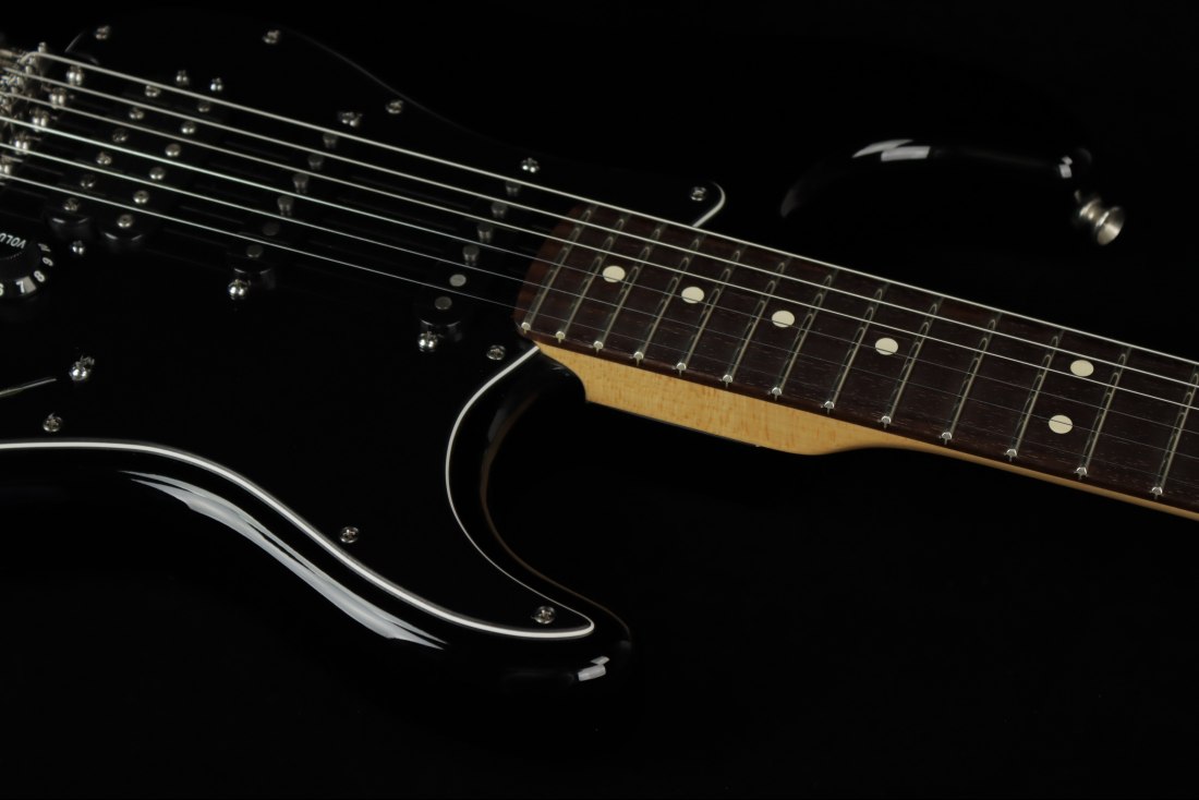 Fender American Special Stratocaster HSS - BK
