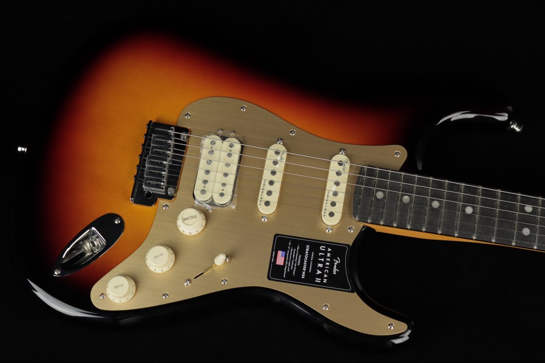 Fender American Ultra II Stratocaster HSS - EB ULB