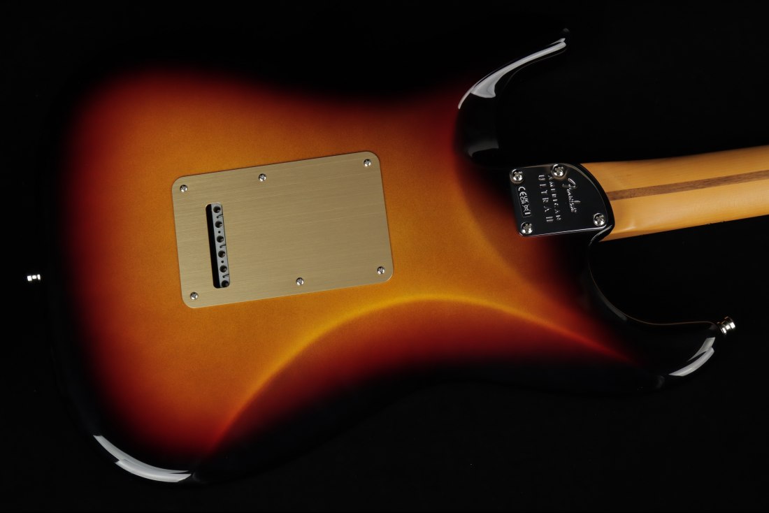 Fender American Ultra II Stratocaster HSS - EB ULB