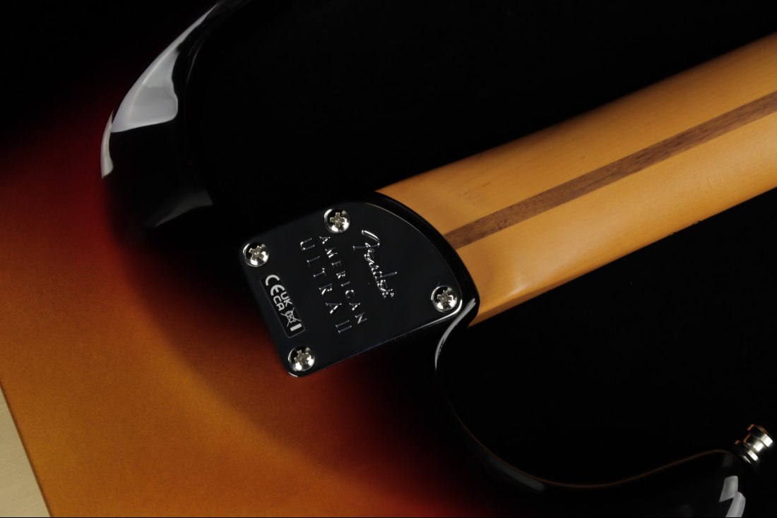 Fender American Ultra II Stratocaster HSS - EB ULB