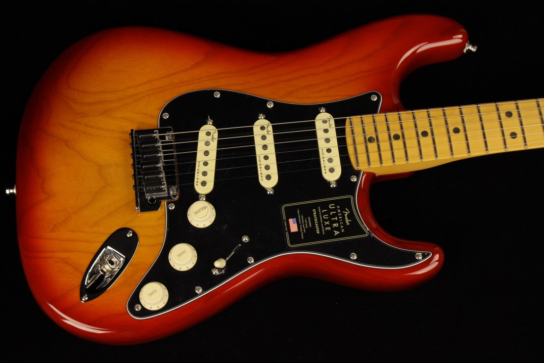 Fender American Ultra Luxe Stratocaster - MN PRB