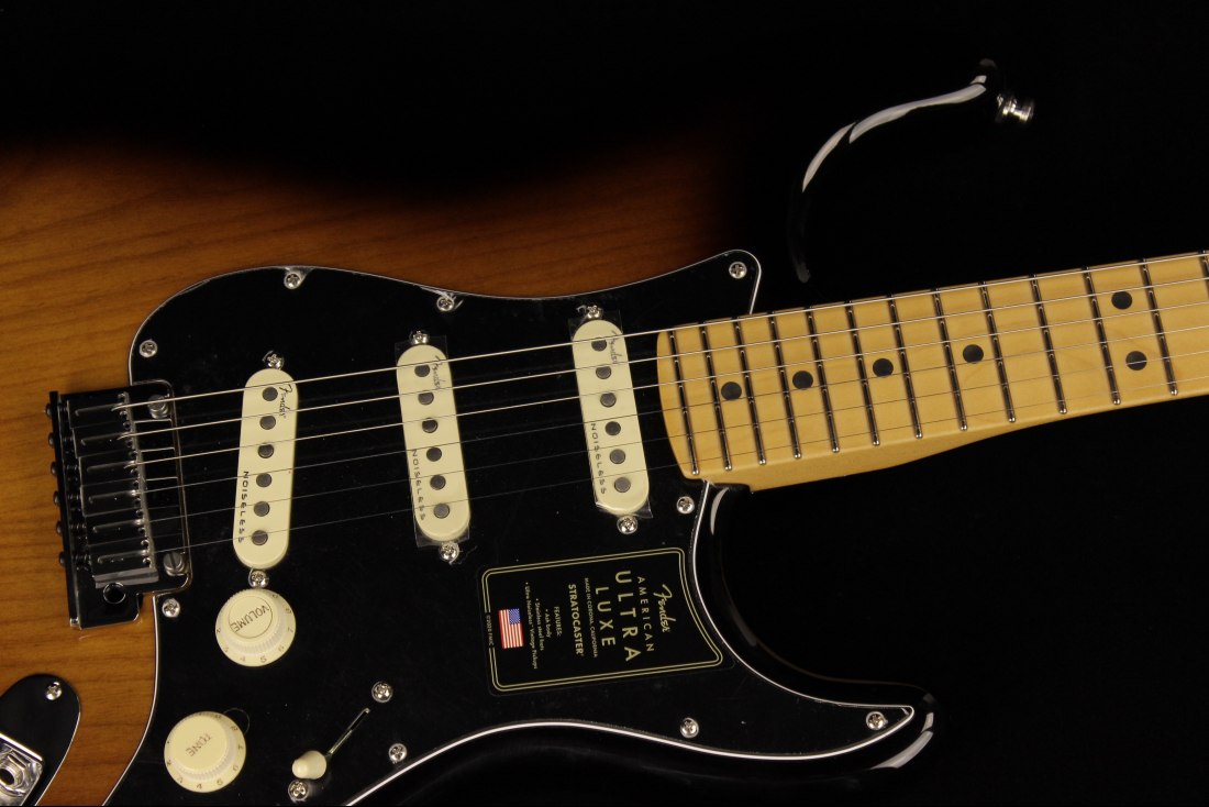 Fender American Ultra Luxe Stratocaster - MN 2CS