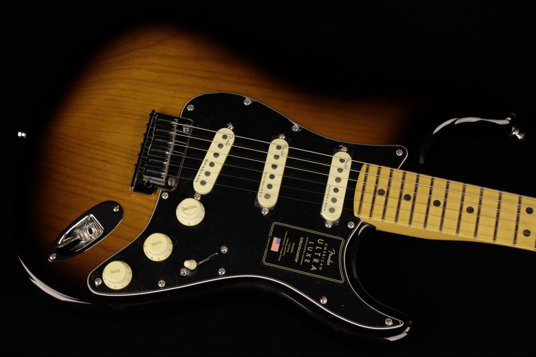 Fender American Ultra Luxe Stratocaster - MN 2CS