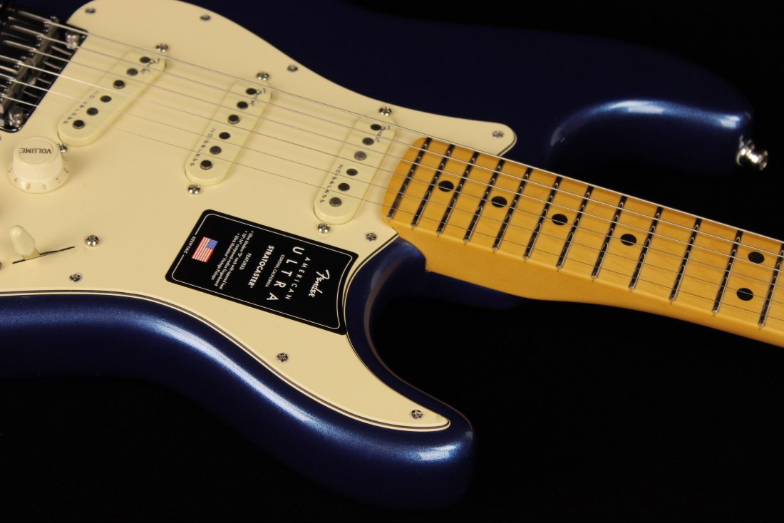 Fender American Ultra Stratocaster - MN COB