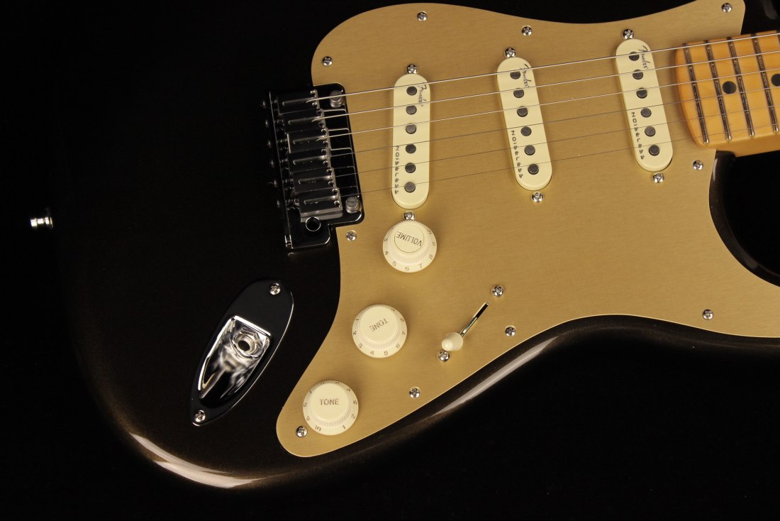 Fender American Ultra Stratocaster - MN TXT