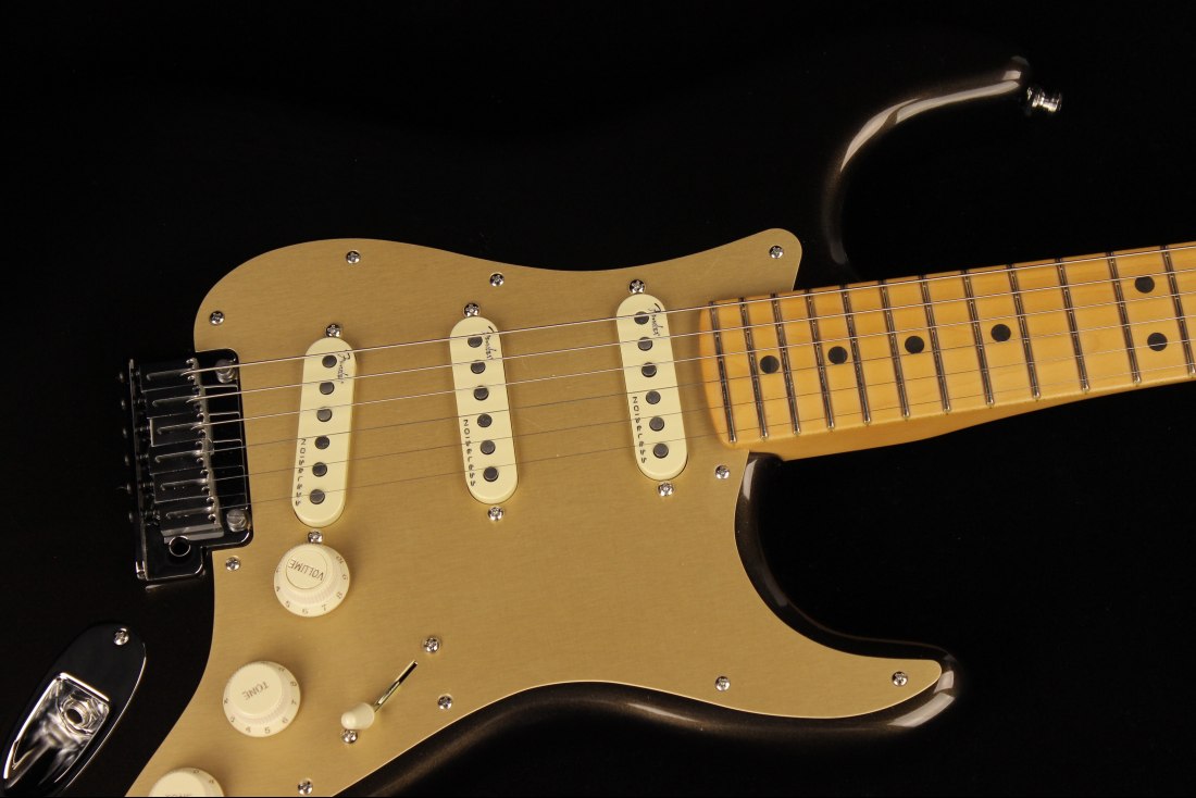 Fender American Ultra Stratocaster - MN TXT