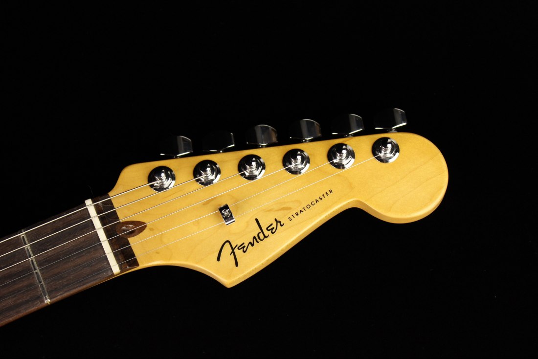 Fender American Ultra Stratocaster - RW ULB