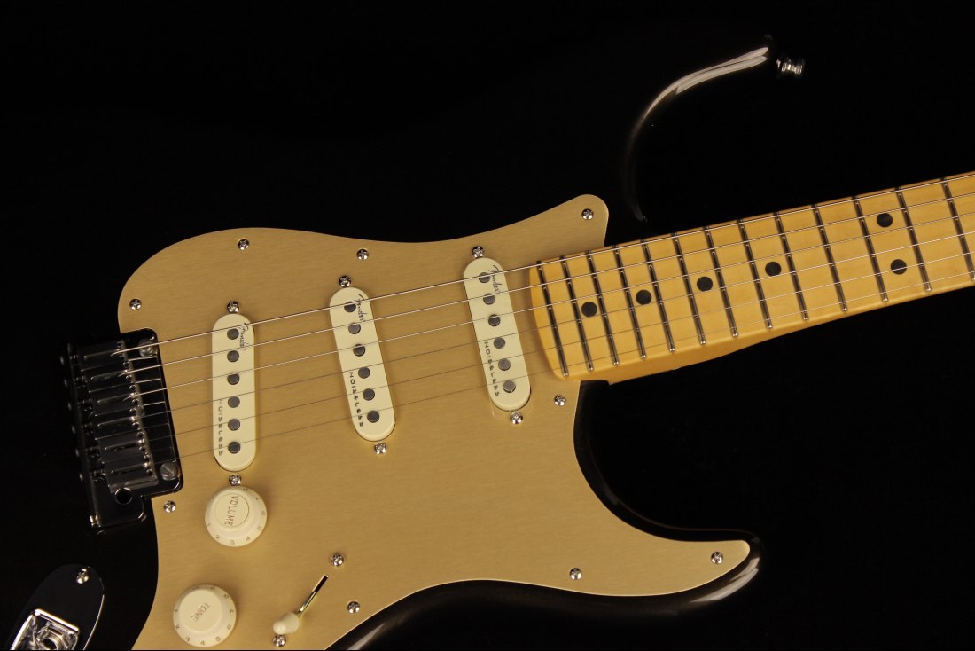 Fender American Ultra Stratocaster - MN TXT