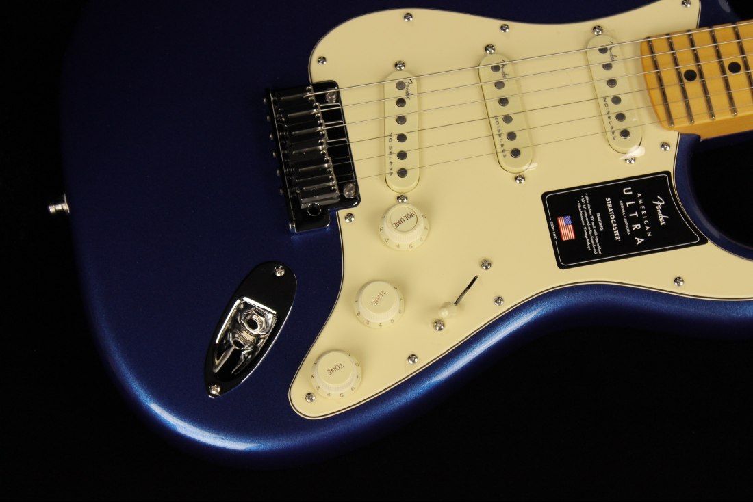 Fender American Ultra Stratocaster - MN COB