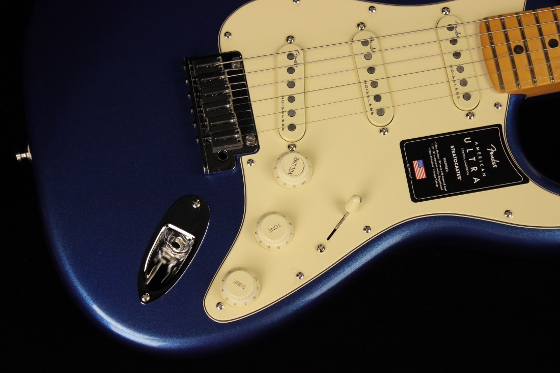 Fender American Ultra Stratocaster - MN COB