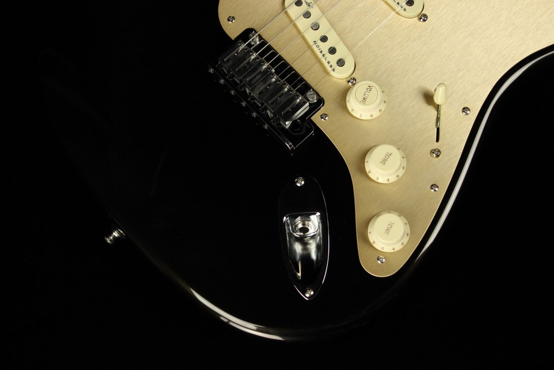 Fender American Ultra Stratocaster - MN TXT