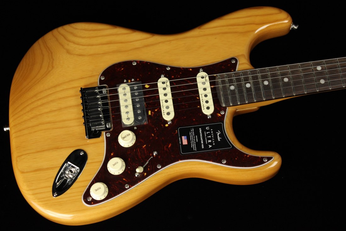 Fender American Ultra Stratocaster HSS - RW AGN