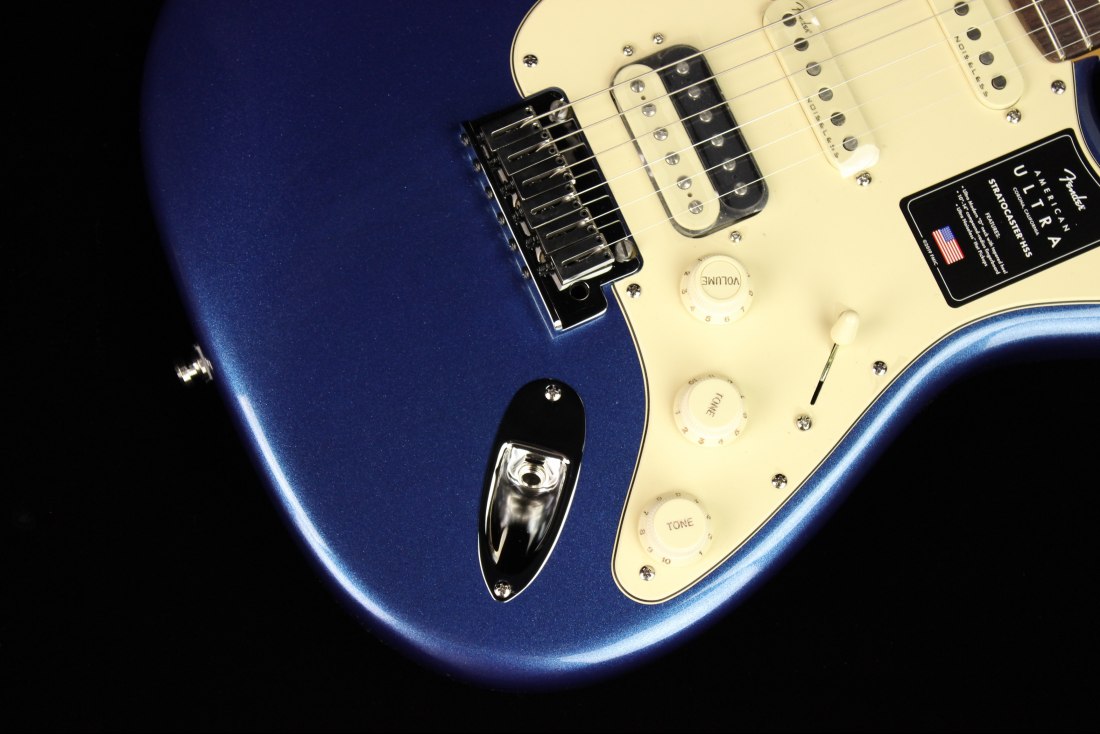 Fender American Ultra Stratocaster HSS - RW COB