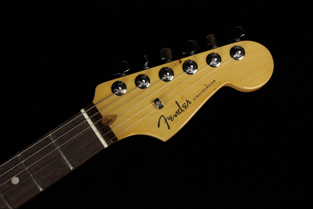 Fender American Ultra Stratocaster HSS - RW COB