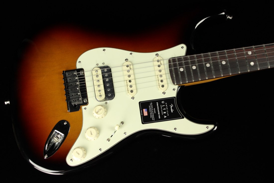 Fender American Ultra Stratocaster HSS - RW ULB