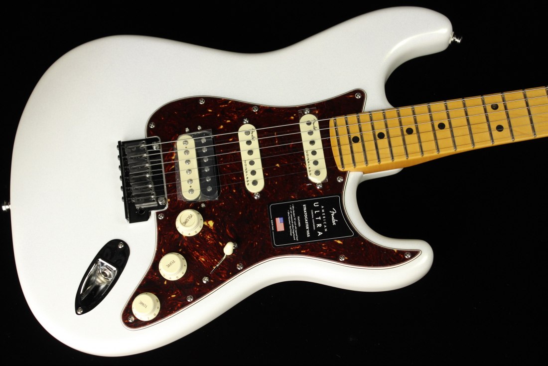 Fender American Ultra Stratocaster HSS - MN APL