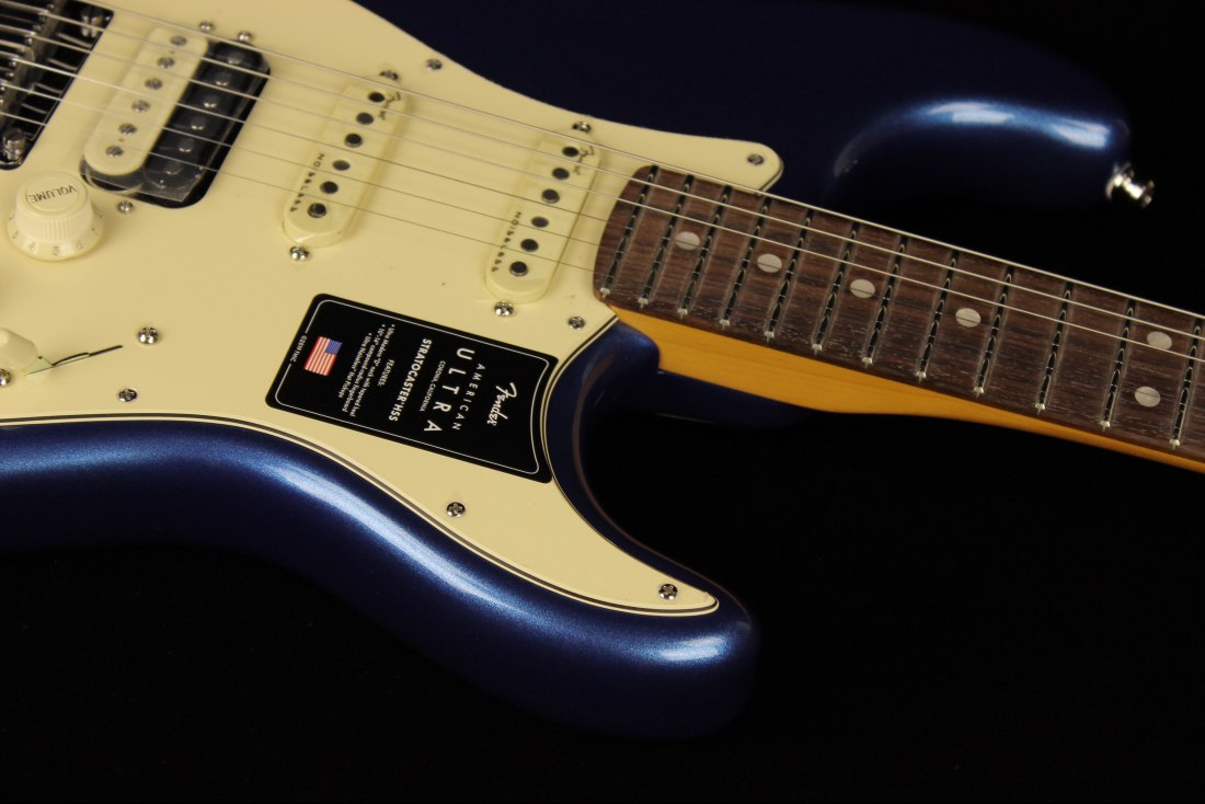 Fender American Ultra Stratocaster HSS - RW COB