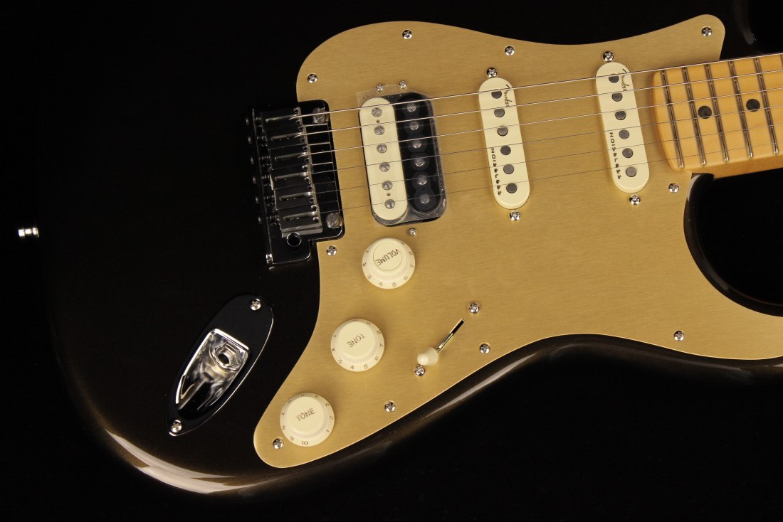 Fender American Ultra Stratocaster HSS - MN TXT