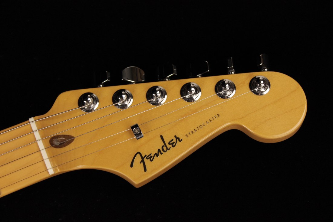 Fender American Ultra Stratocaster HSS - MN TXT