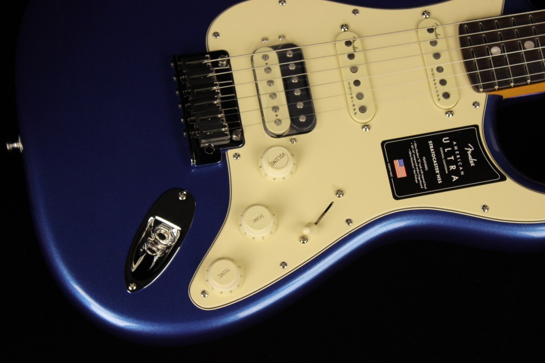 Fender American Ultra Stratocaster HSS - RW COB