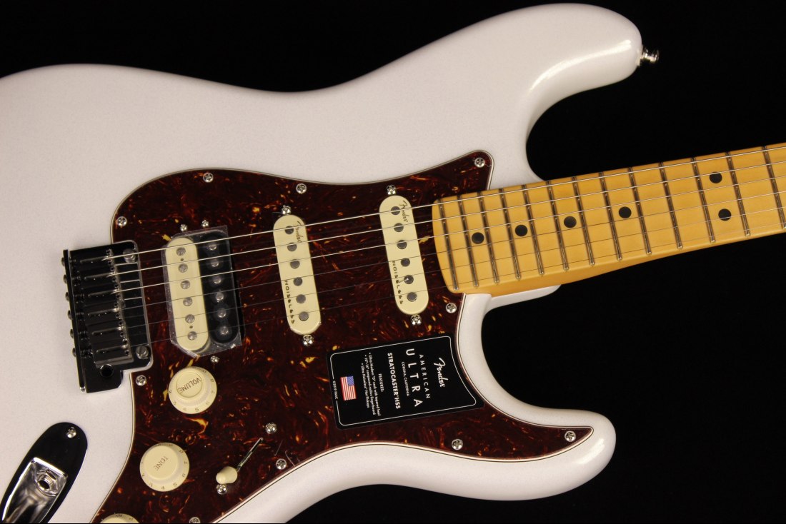 Fender American Ultra Stratocaster HSS - MN APL