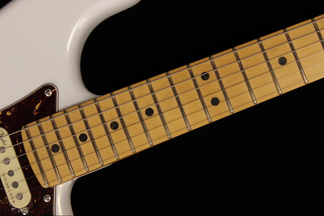 Fender American Ultra Stratocaster HSS - MN APL