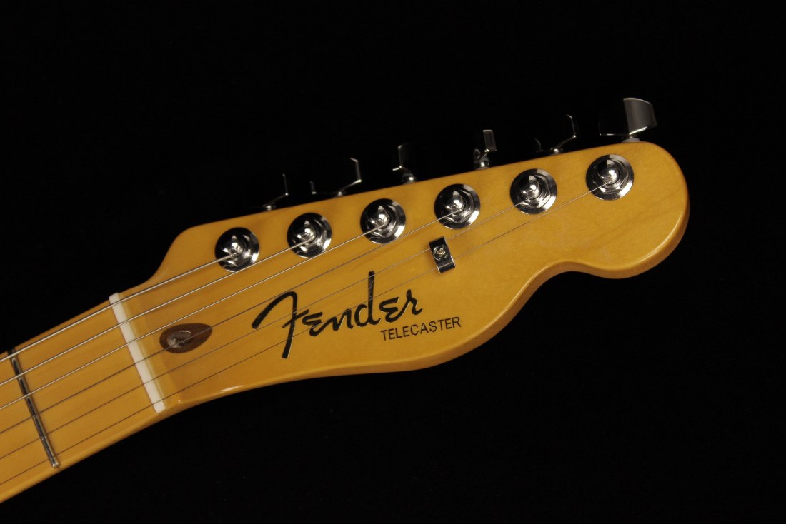 Fender American Ultra Telecaster - MN MOC