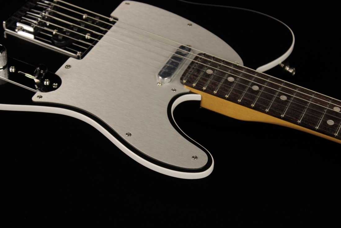 Fender American Ultra Telecaster - RW TXT