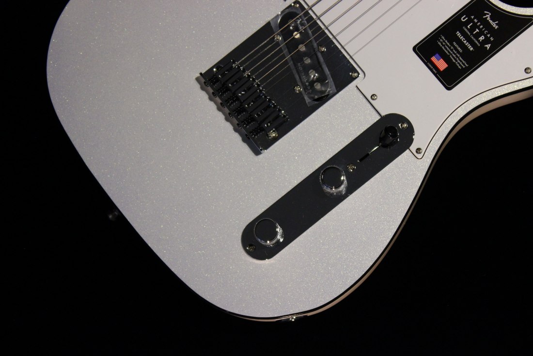 Fender American Ultra Telecaster - RW APL