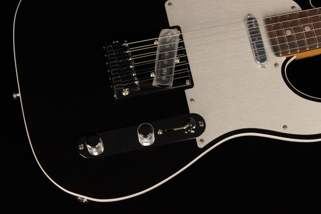 Fender American Ultra Telecaster - RW TXT