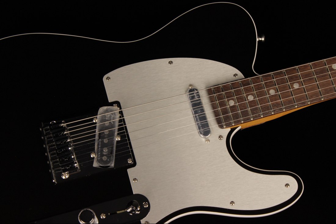 Fender American Ultra Telecaster - RW TXT