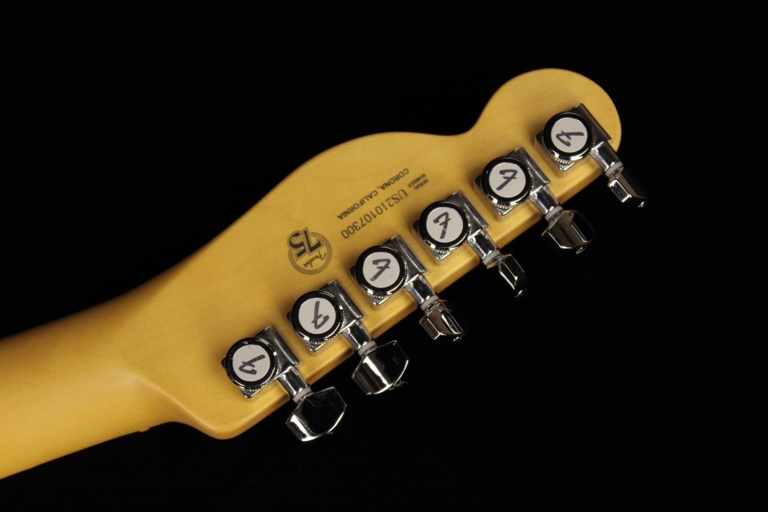 Fender American Ultra Telecaster - MN MOC