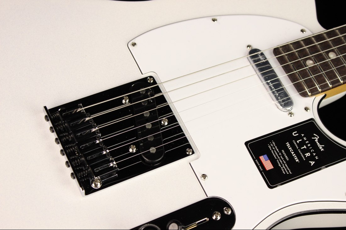 Fender American Ultra Telecaster - RW APL