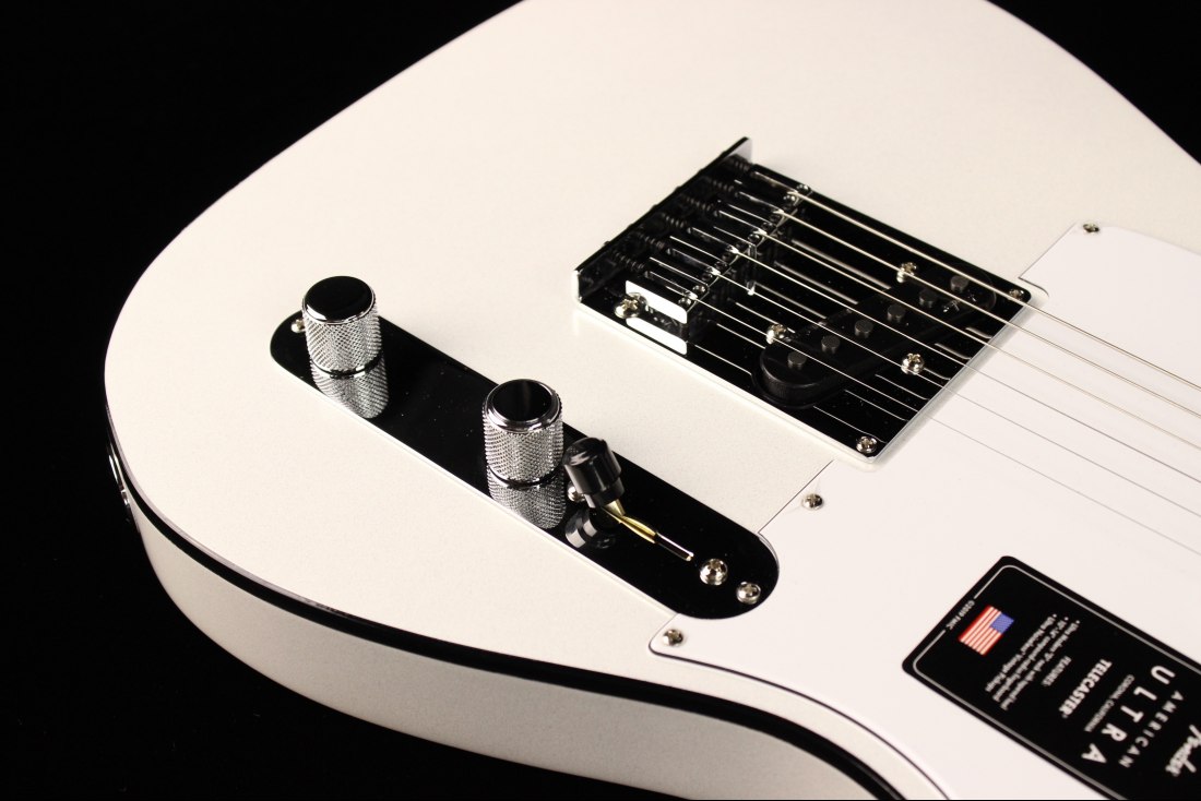 Fender American Ultra Telecaster - RW APL