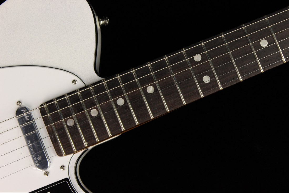 Fender American Ultra Telecaster - RW APL