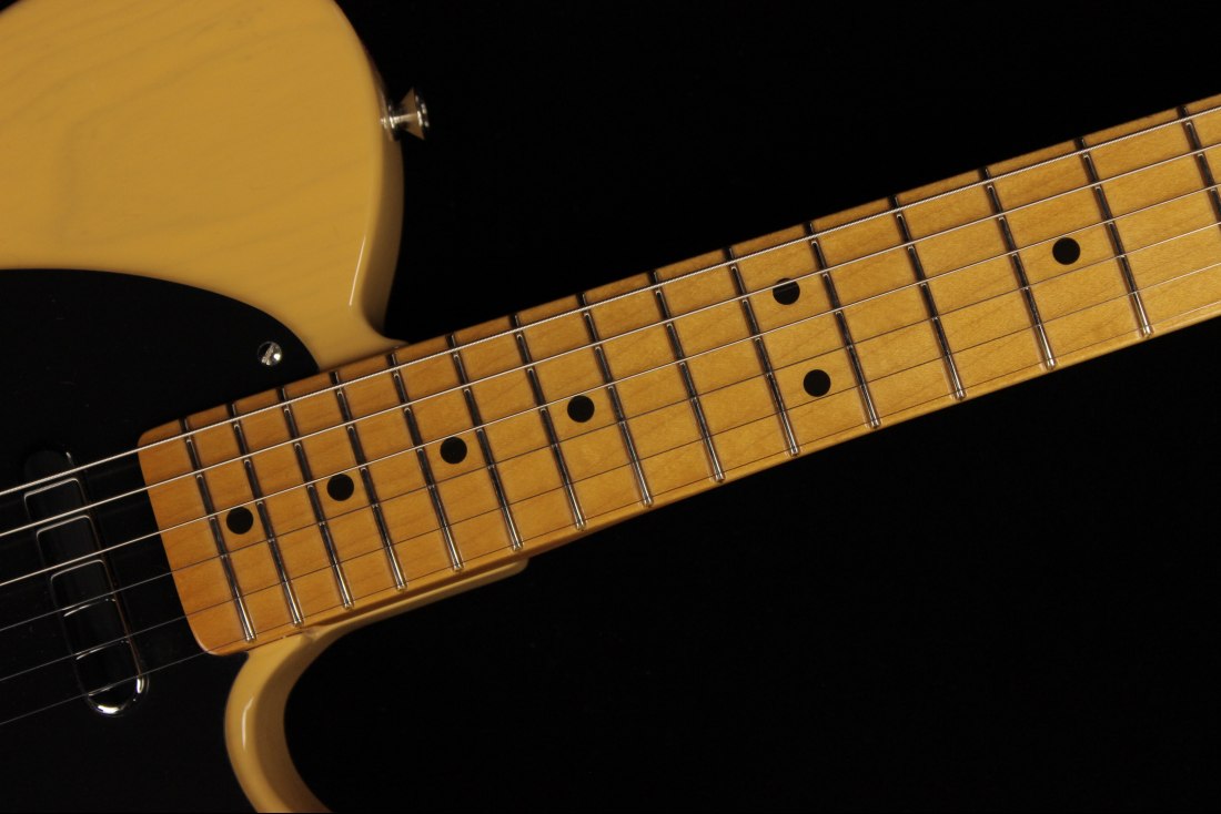 Fender American Vintage II 1951 Telecaster