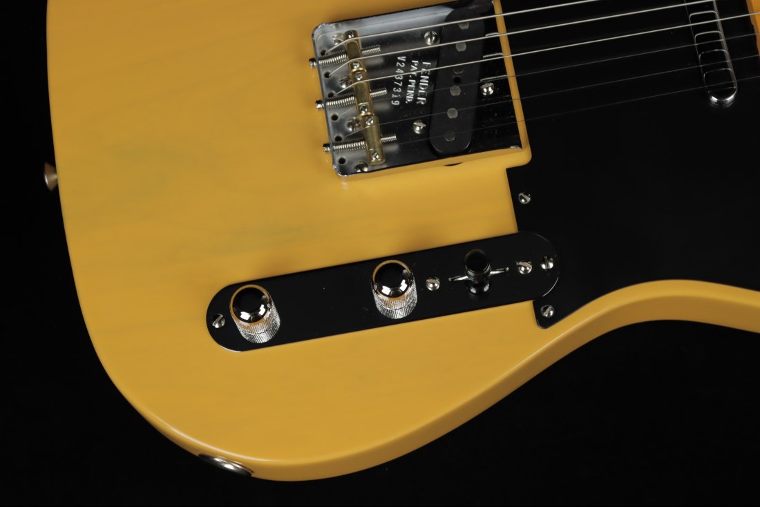 Fender American Vintage II 1951 Telecaster