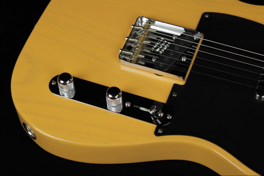 Fender American Vintage II 1951 Telecaster