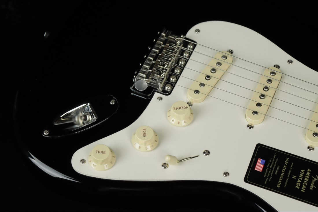 Fender American Vintage II 1957 Stratocaster - BK