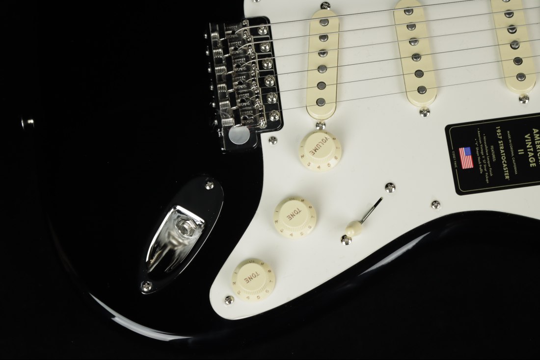 Fender American Vintage II 1957 Stratocaster - BK
