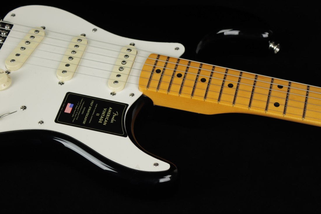 Fender American Vintage II 1957 Stratocaster - BK