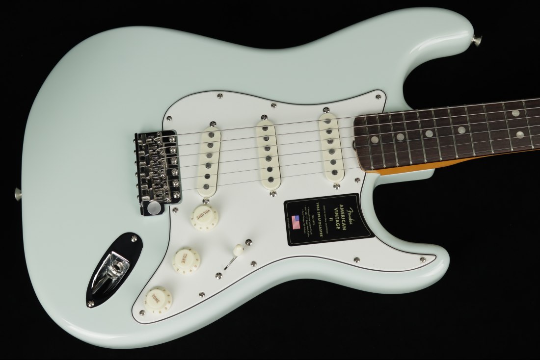 Fender American Vintage II 1965 Stratocaster - SNB