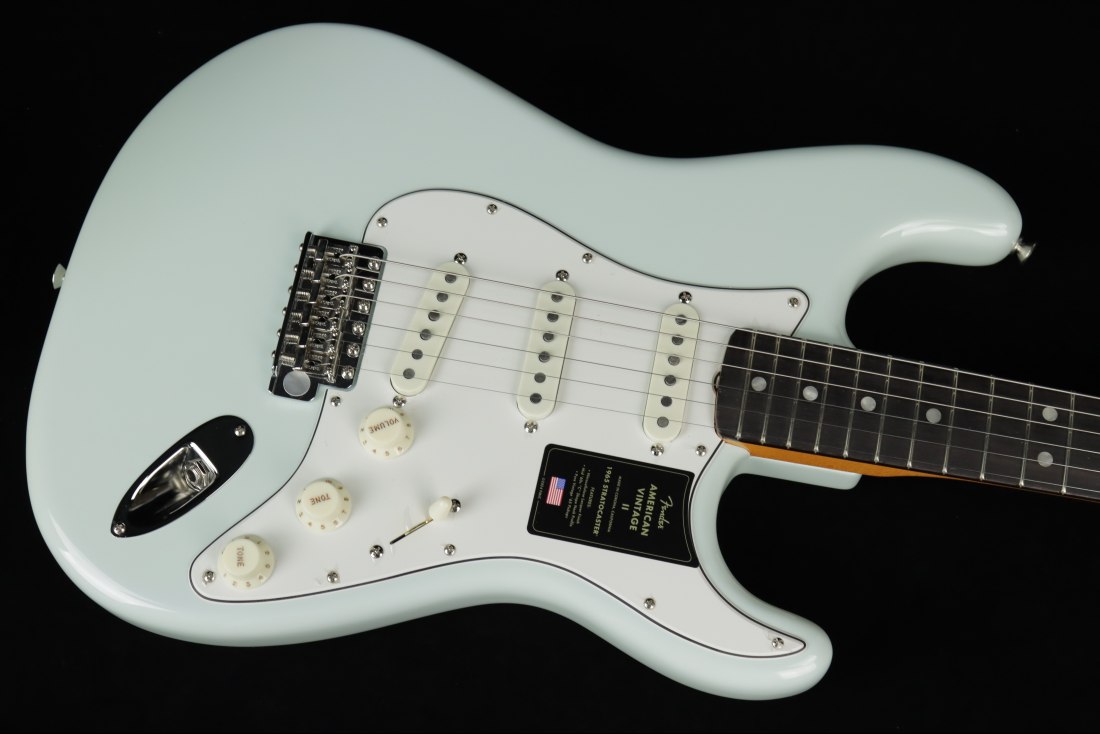 Fender American Vintage II 1965 Stratocaster - SNB
