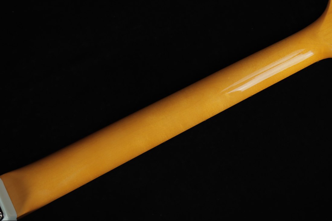 Fender American Vintage II 1965 Stratocaster - SNB