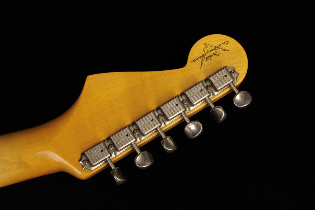 Fender Custom 1957 Stratocaster HSS Journeyman Relic - ABLK