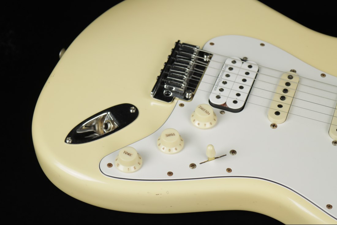 Fender Custom 1960 Stratocaster HSS Journeyman Relic - AVWT